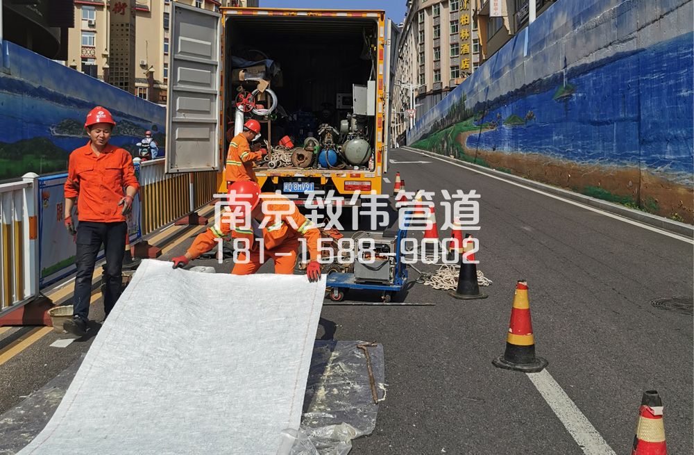 六合市政箱货设备